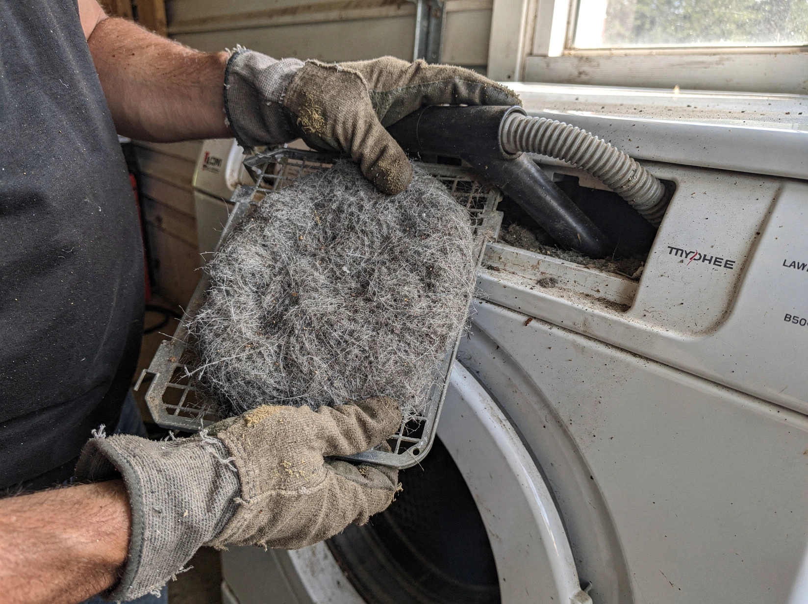 Cleaning Dryer Lint Trap service in Los Chaves, NM